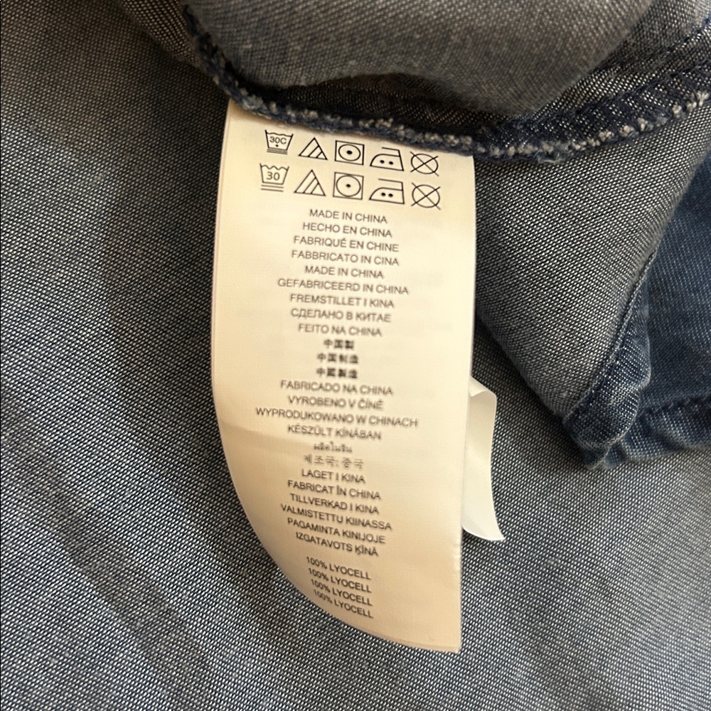 BNWT Michael Kors Lyocell Indigo Denim Bow-Tie Button-Down Shirt Sz M - Picture 6 of 9